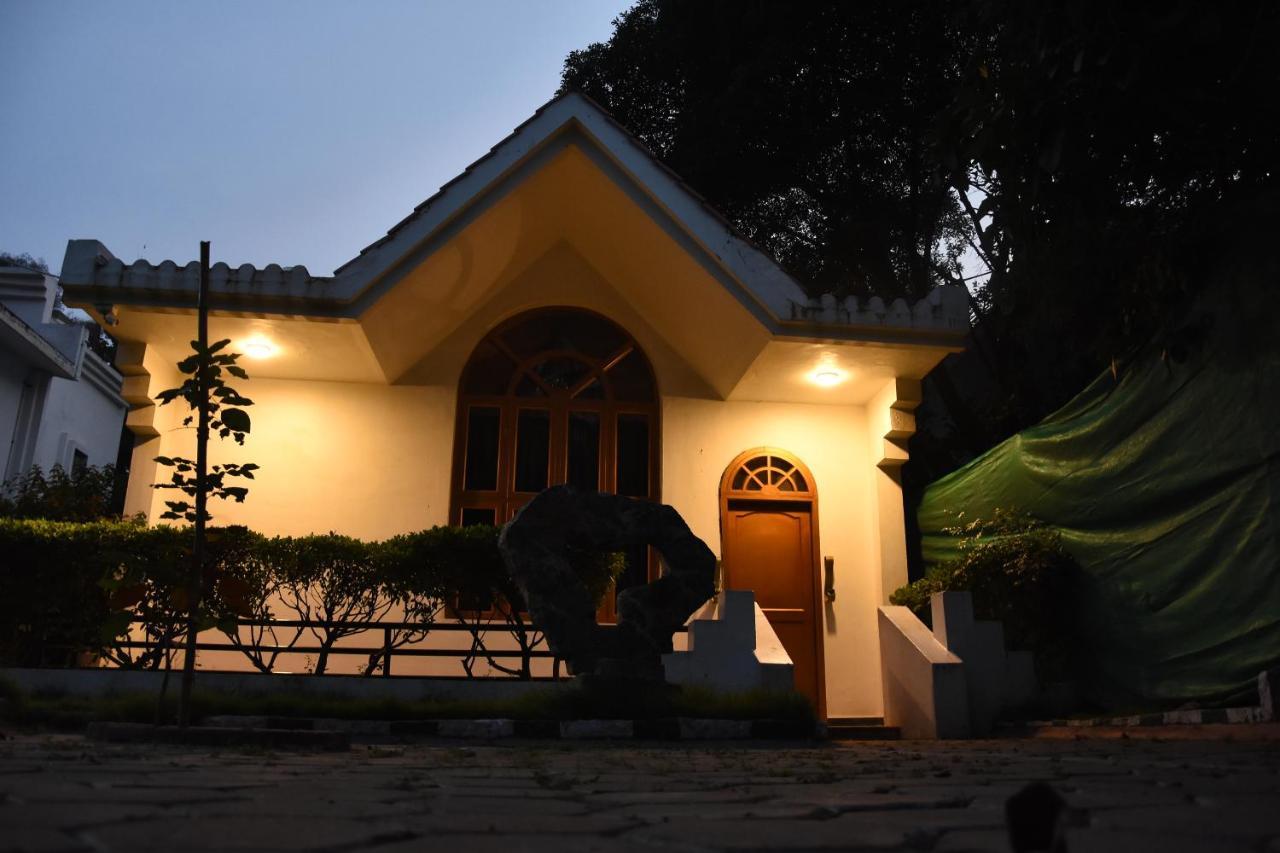 Poppys Vista Hotel Thirumurugan Poondi Exterior foto