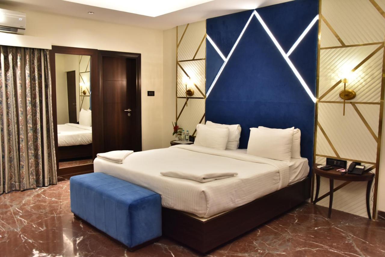 Poppys Vista Hotel Thirumurugan Poondi Exterior foto