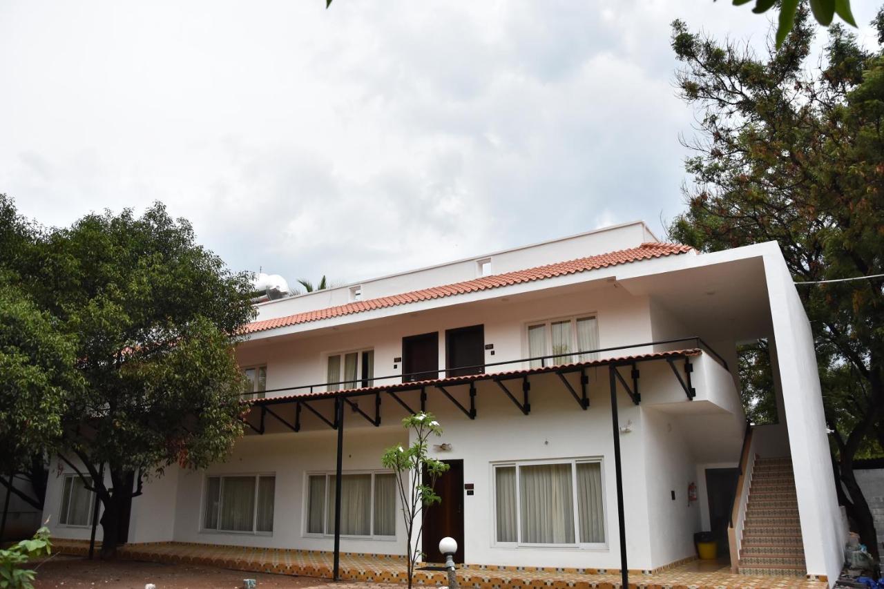 Poppys Vista Hotel Thirumurugan Poondi Exterior foto