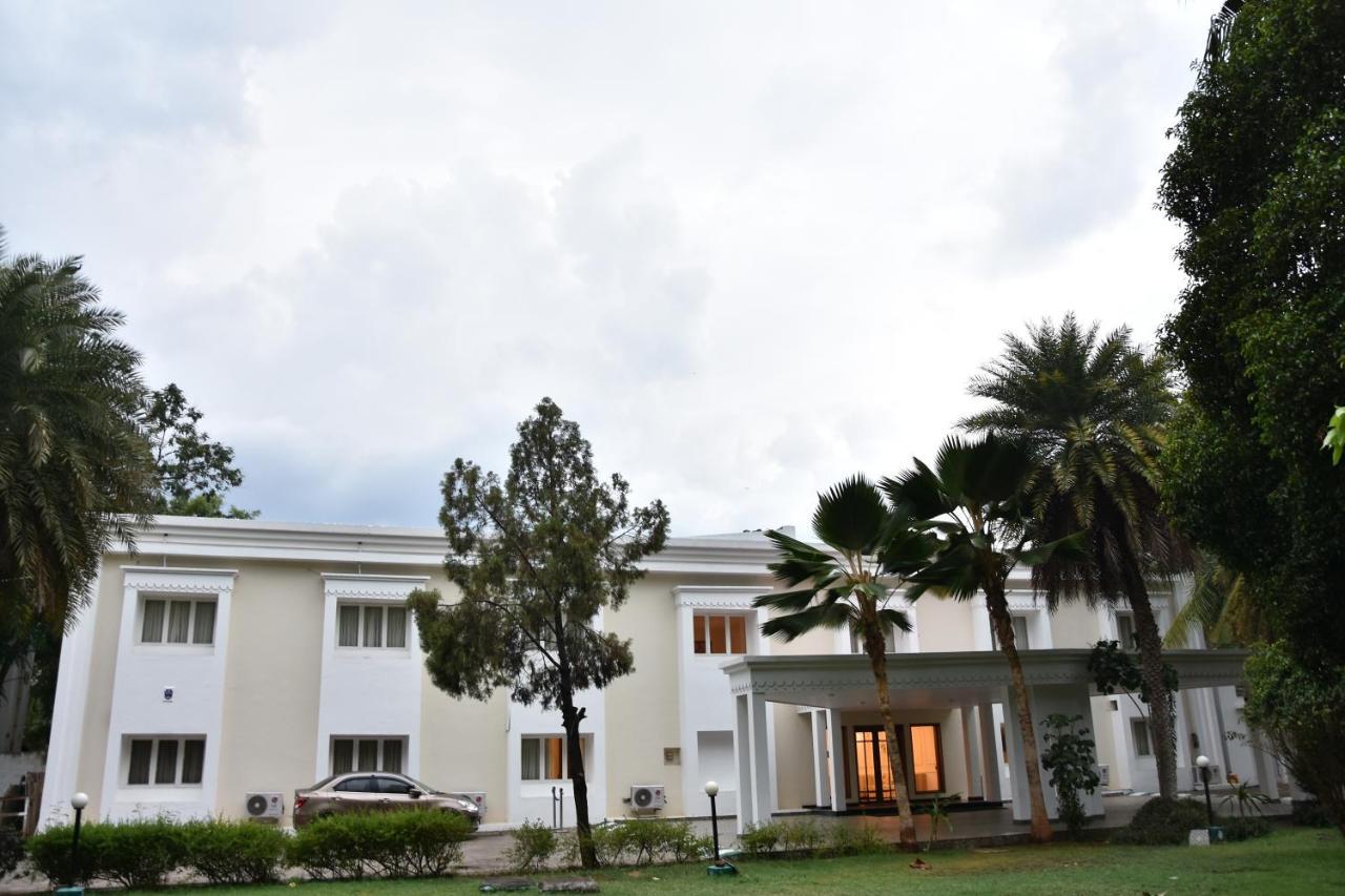 Poppys Vista Hotel Thirumurugan Poondi Exterior foto